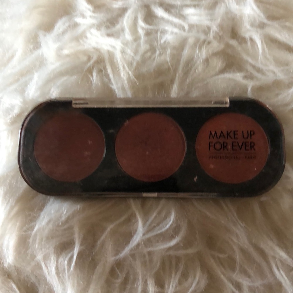 Makeup forever trio palette